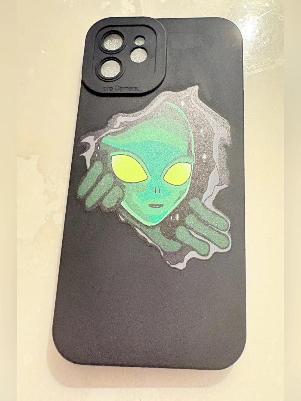 Black Phone Case with Green Alien Graphic - Compatible iPhone 12 Accessory